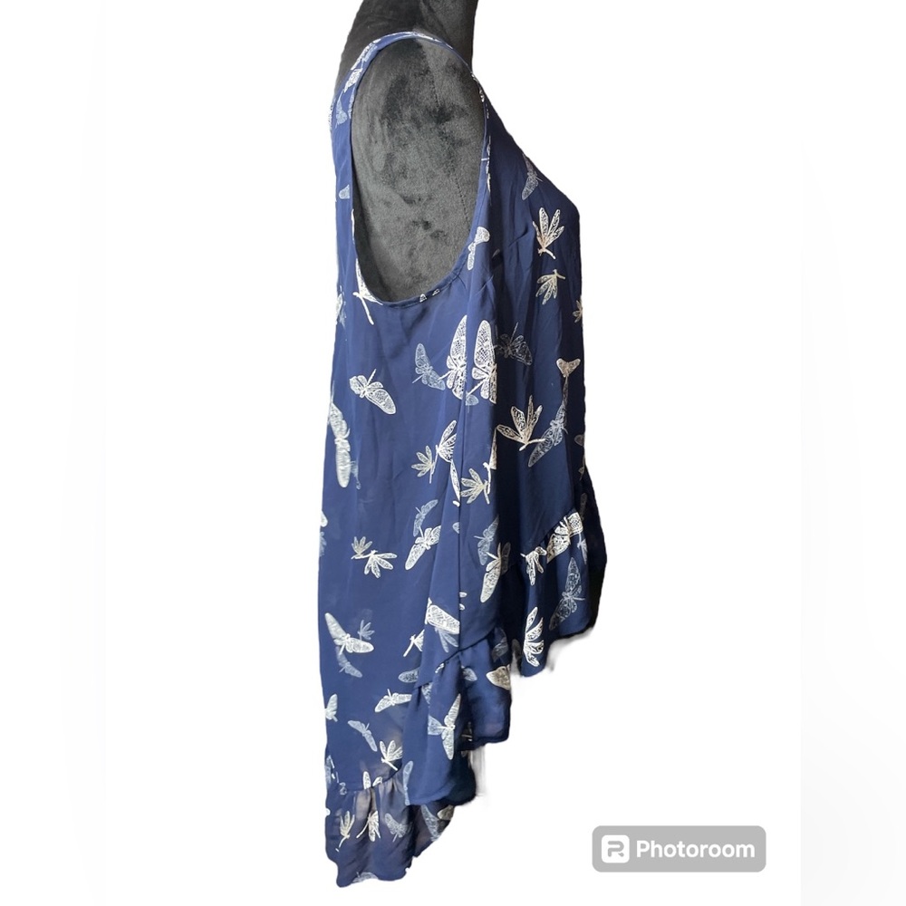 Torrid Sheer High-Low Navy Blue Dragonfly Sleeveless Shirt/Blouse - Picture 2 of 9